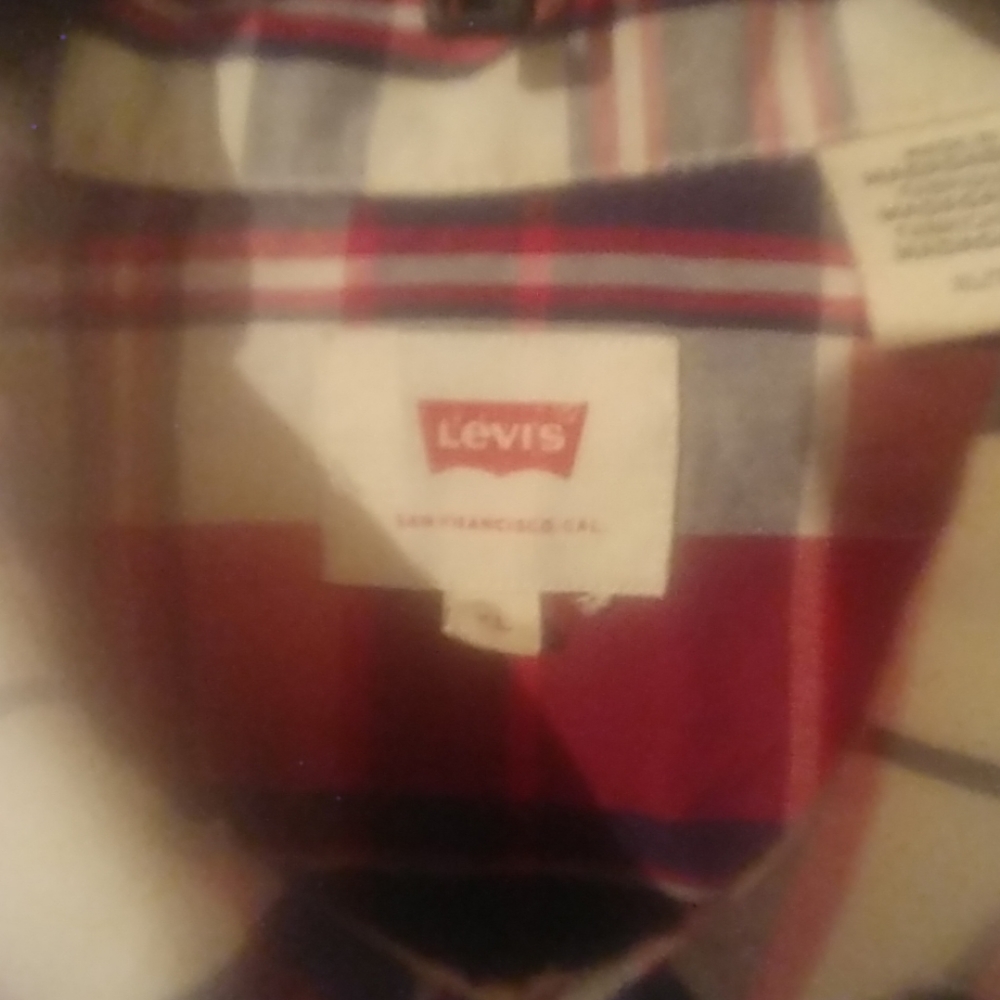 Button up - Picture 2 of 2